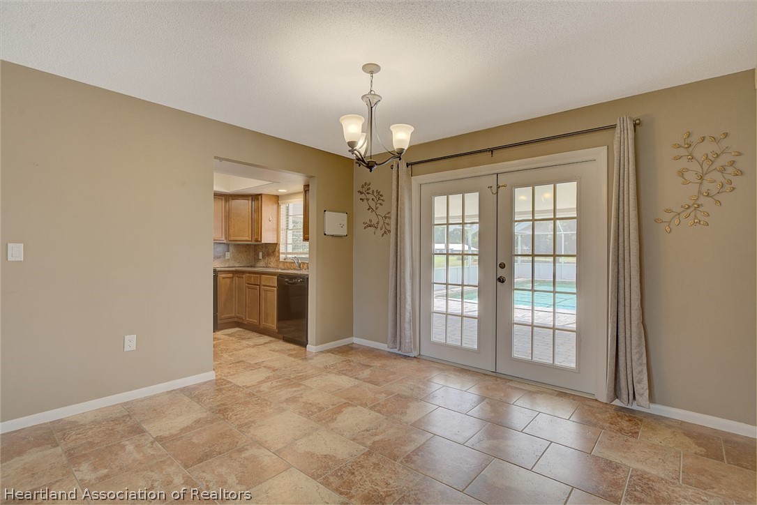 8016 Granada Road Sebring, FL 33876 - Photo 11 of 34 Gallery Image 11