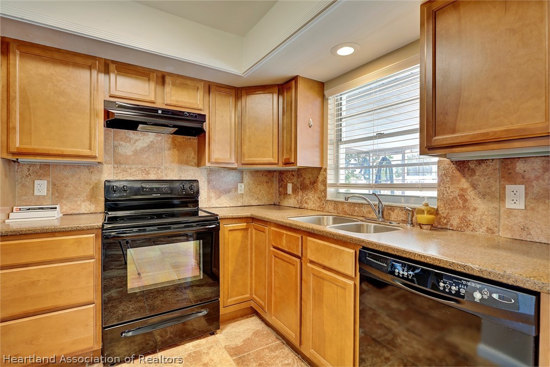 8016 Granada Road Sebring, FL 33876 - Photo 12 of 34 Gallery Image 12