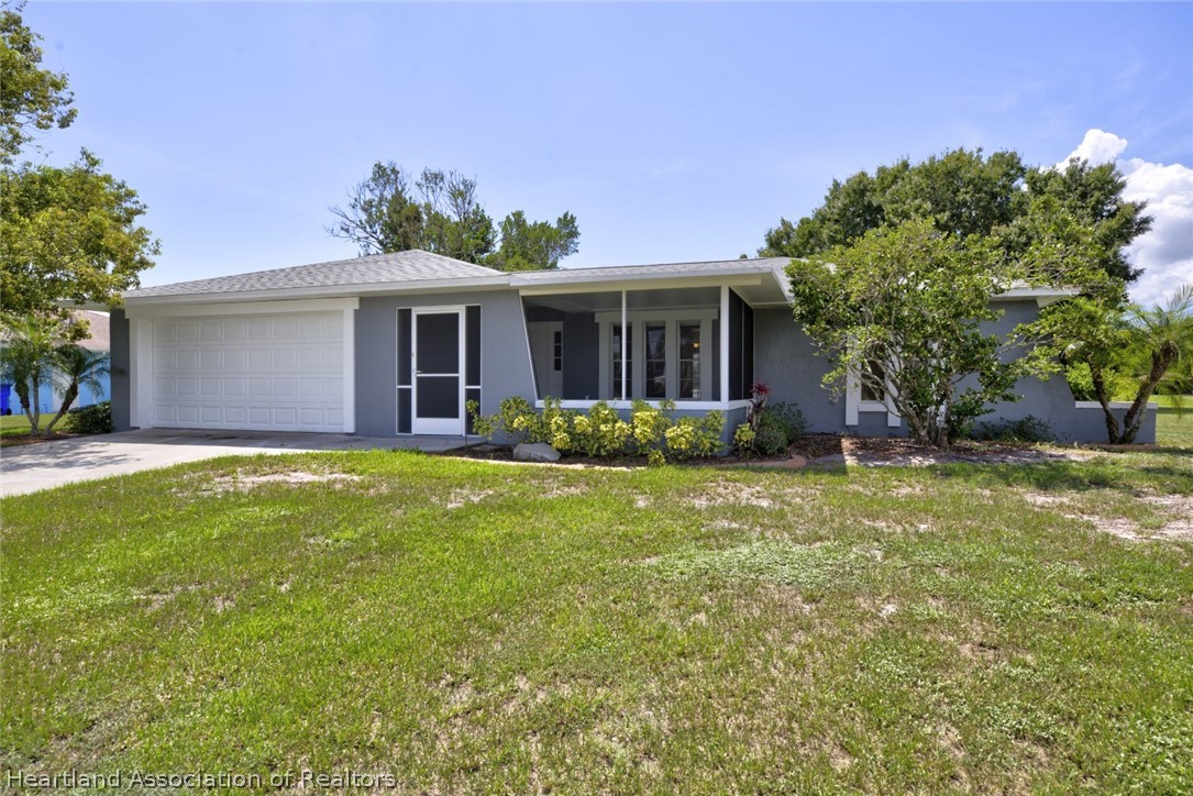 8016 Granada Road Sebring, FL 33876 - Photo 3 of 34 Gallery Image 3