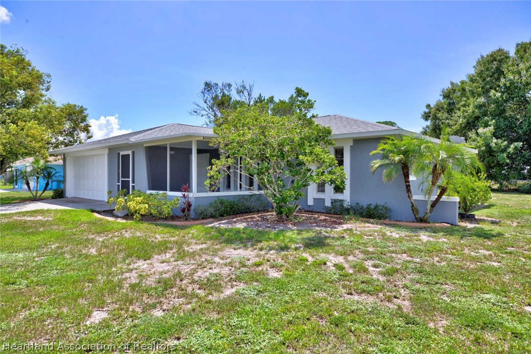 8016 Granada Road Sebring, FL 33876 - Photo 4 of 34 Gallery Image 4