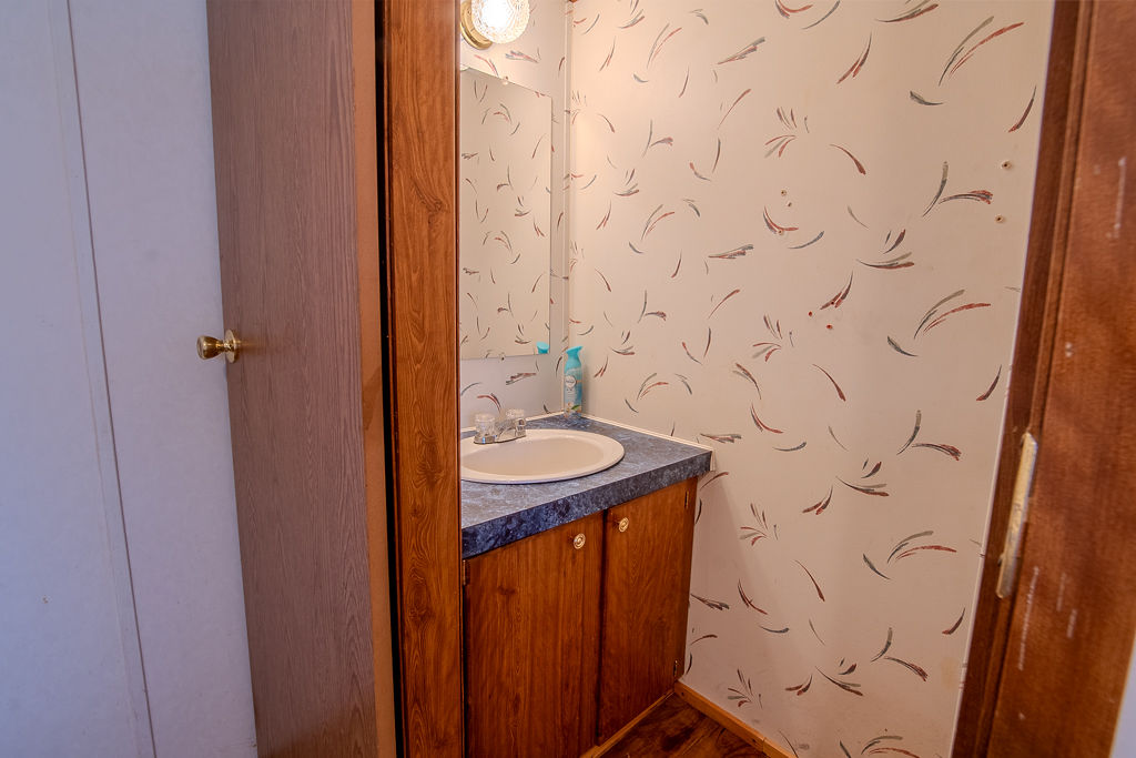1180 Colorado Road Golden Valley, AZ 86413 - Photo 13 of 27