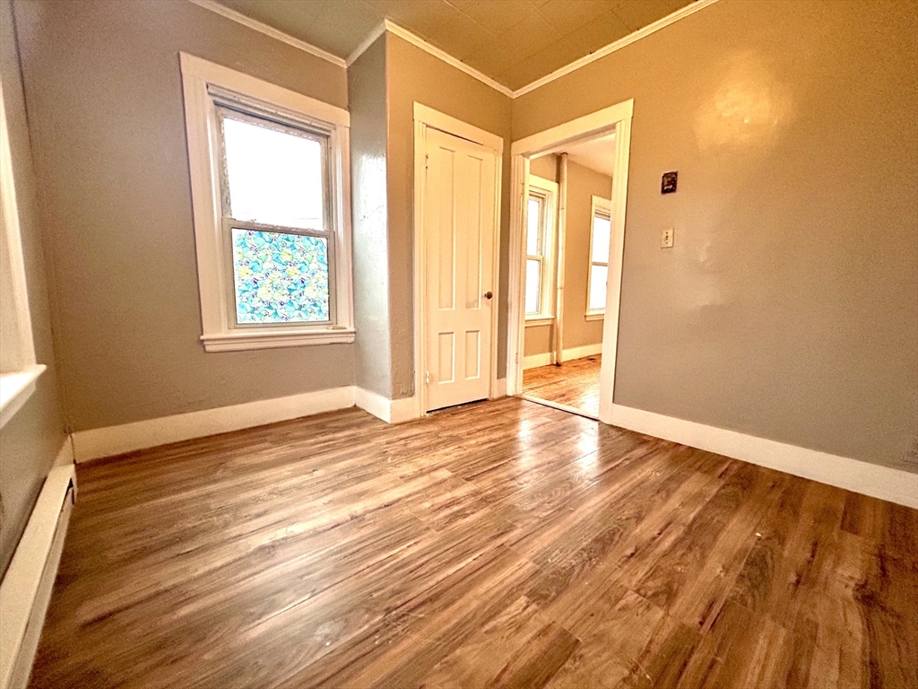 4 Oswald Street Worcester, MA 01607 - Photo 10 of 27 Gallery Image 10