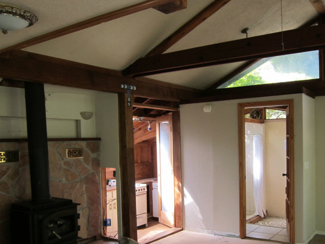 330 Hoover Road Soquel, CA 95073 - Photo 6 of 15 Gallery Image 6