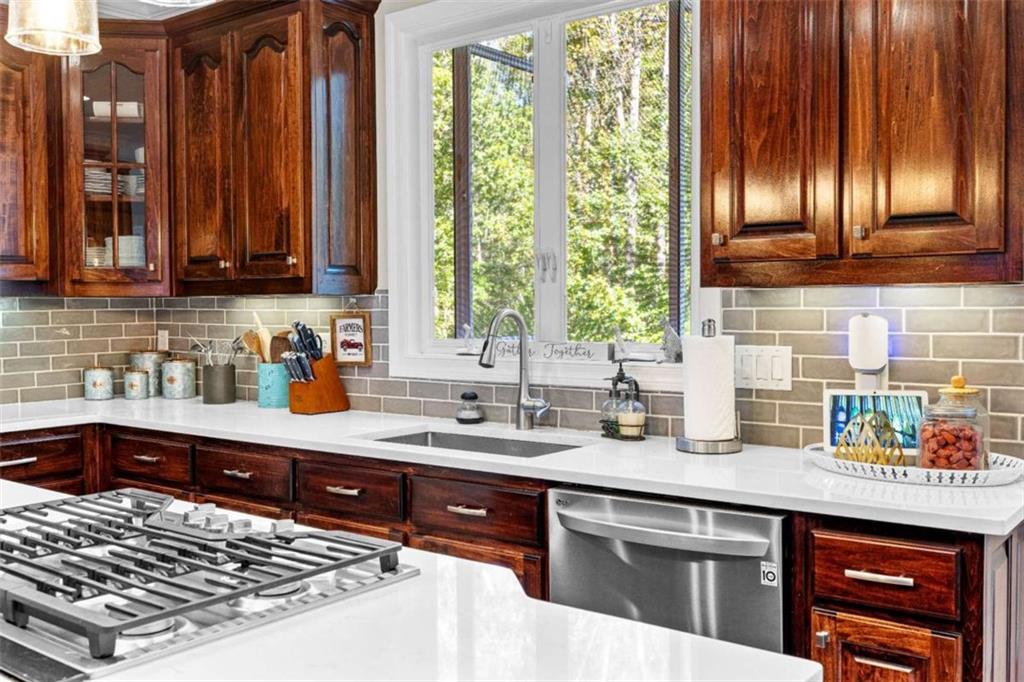 75 Primrose Pass Newnan, GA 30265 - Photo 3 of 71