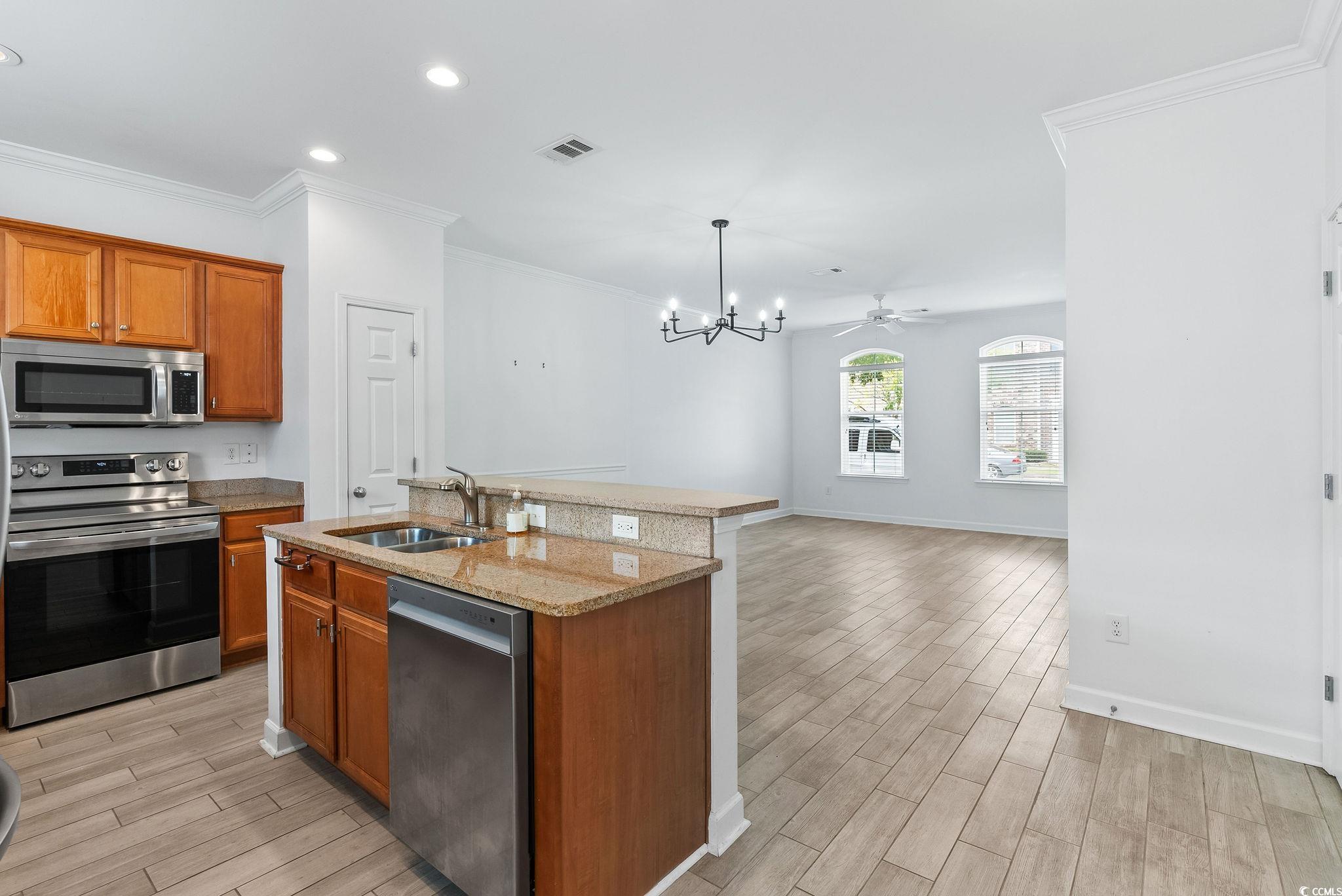 945 Rosencrans Lane, Unit E Myrtle Beach, SC 29577 - Photo 13 of 40 Gallery Image 13