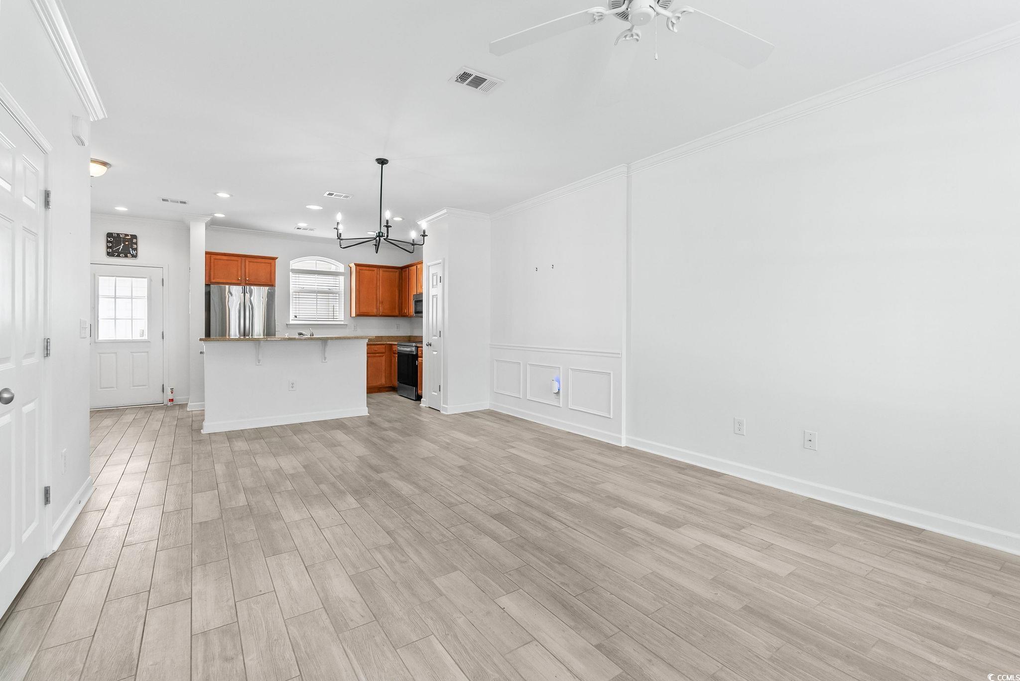 945 Rosencrans Lane, Unit E Myrtle Beach, SC 29577 - Photo 3 of 40 Gallery Image 3