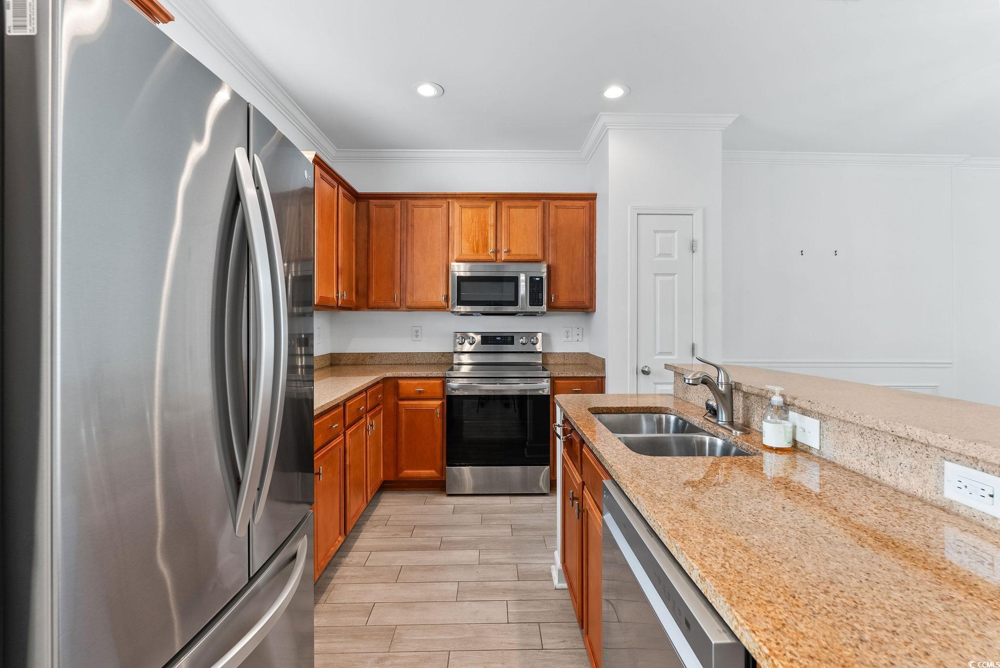945 Rosencrans Lane, Unit E Myrtle Beach, SC 29577 - Photo 9 of 40 Gallery Image 9