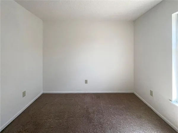 $275,000 | 309 Southeast Shawn Court, Blue Springs, MO 64014