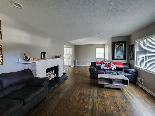 $253,950 | 3517 Sloan Drive, Kansas City, KS 66104