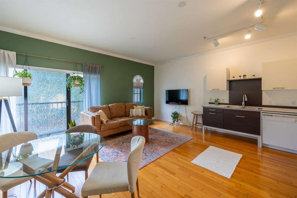 20 Southwest 6th Street, Unit 211 Gainesville, FL 32601 - Photo 2 of 19