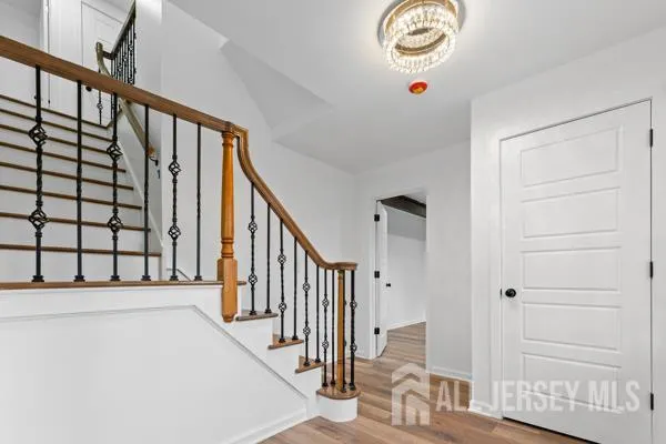 $678,000 | 124 Dunbar Avenue, Fords, NJ 08863
