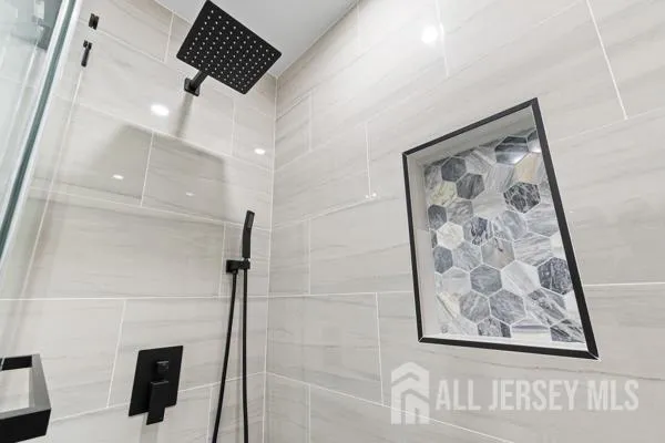 $678,000 | 124 Dunbar Avenue, Fords, NJ 08863