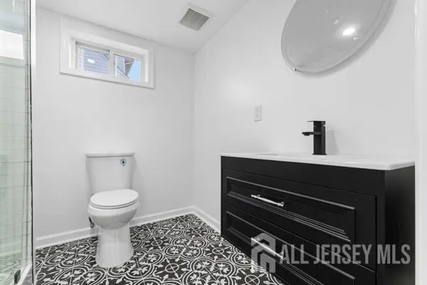 $678,000 | 124 Dunbar Avenue, Fords, NJ 08863