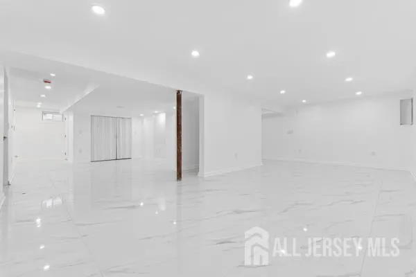 $678,000 | 124 Dunbar Avenue, Fords, NJ 08863