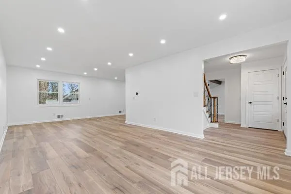 $678,000 | 124 Dunbar Avenue, Fords, NJ 08863