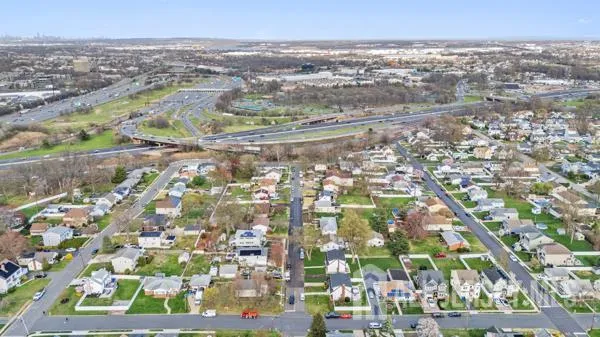 $678,000 | 124 Dunbar Avenue, Fords, NJ 08863