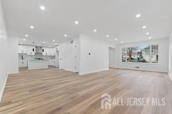 $678,000 | 124 Dunbar Avenue, Fords, NJ 08863