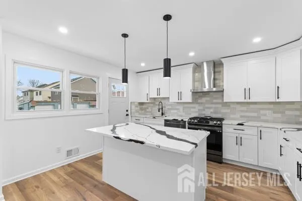 $678,000 | 124 Dunbar Avenue, Fords, NJ 08863