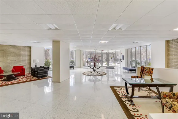 $199,000 | 7501 Democracy Boulevard, Unit B222, Bethesda, MD 20817