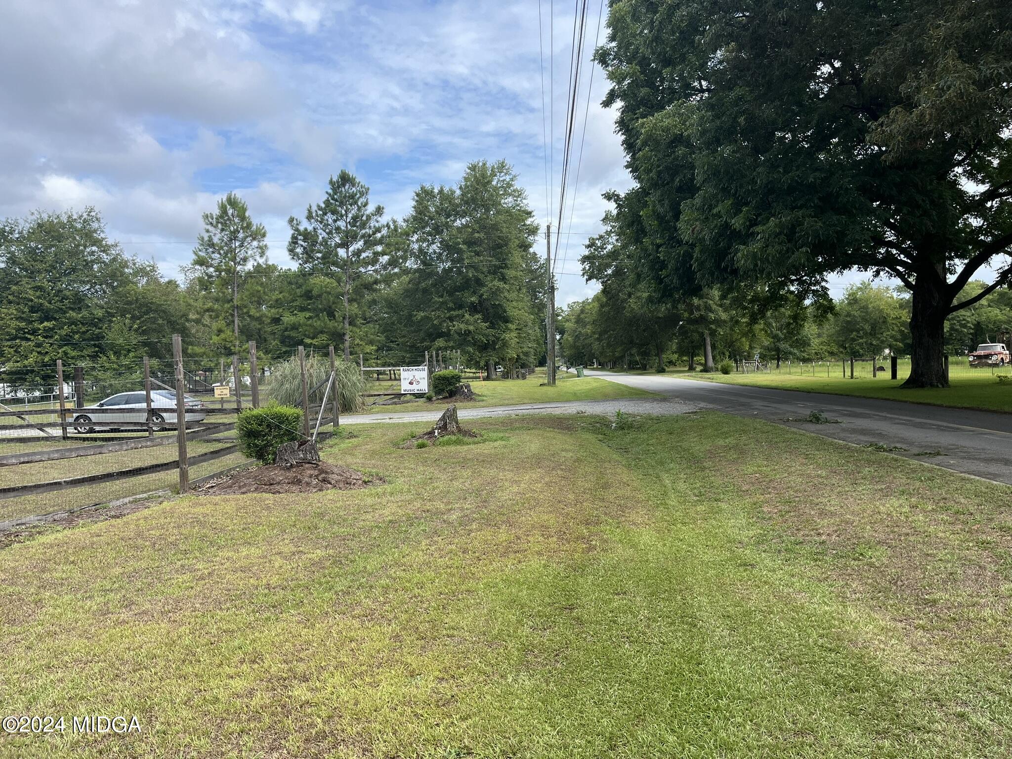 381 Elam Street Gordon, GA 31031 - Photo 24 of 28 street view