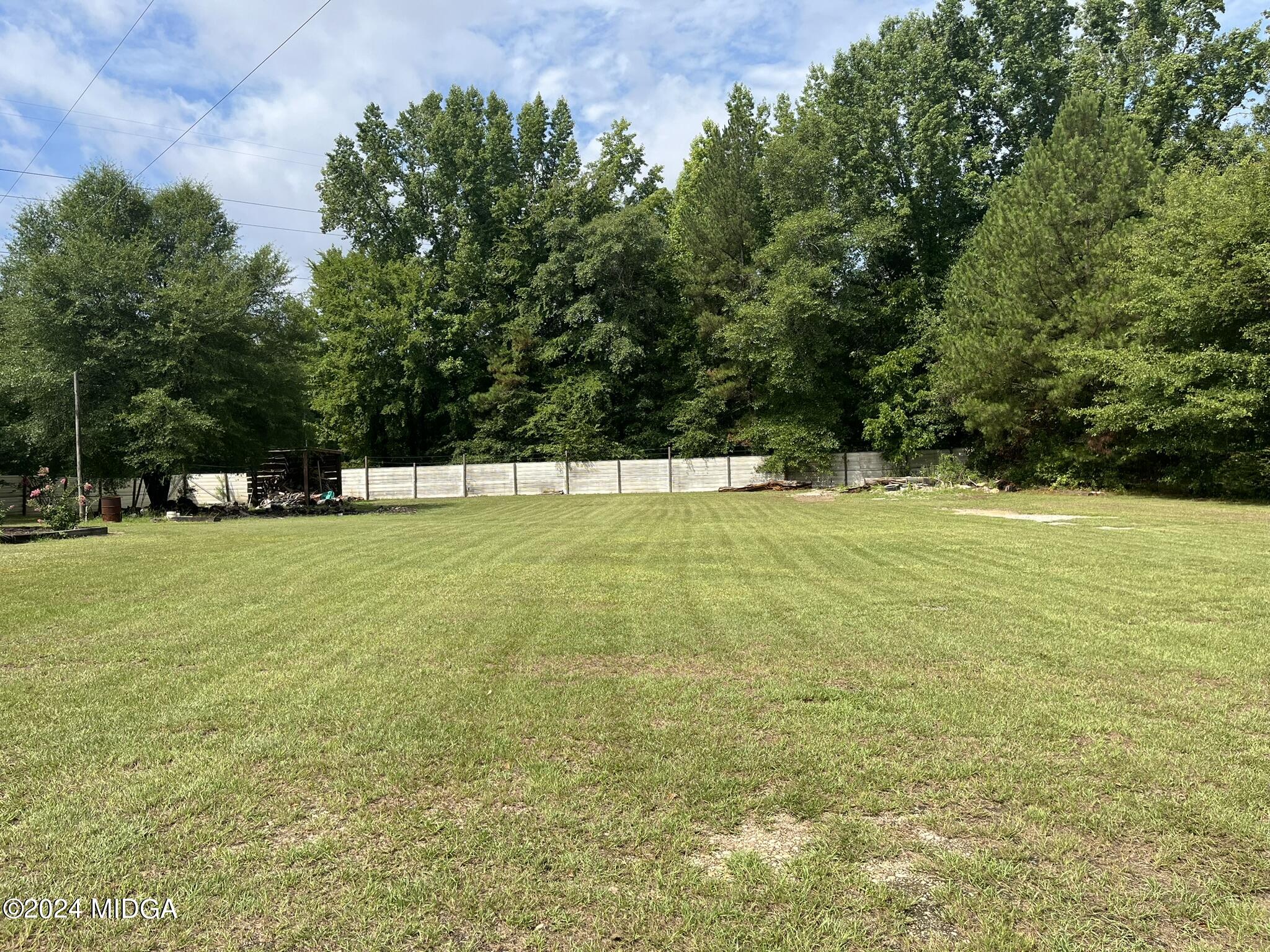 381 Elam Street Gordon, GA 31031 - Photo 25 of 28 rear lot view