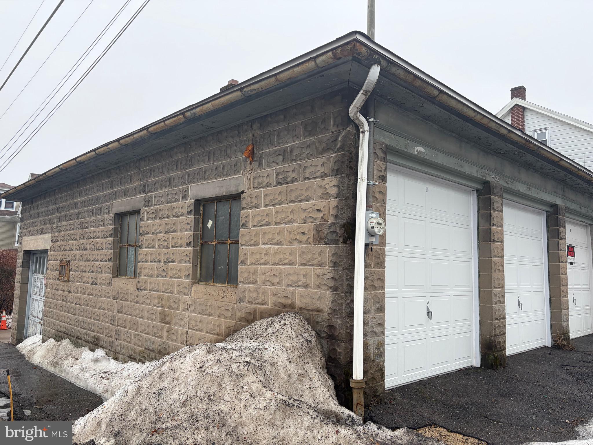 116 North Laurel Street, Unit N Hazleton, PA 18201 - Photo 2 of 2