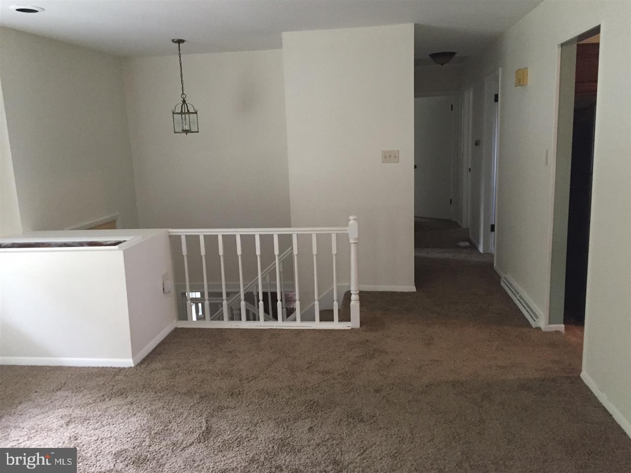 6010 Willow Spring Road Harrisburg, PA 17111 - Photo 5 of 12 Gallery Image 5