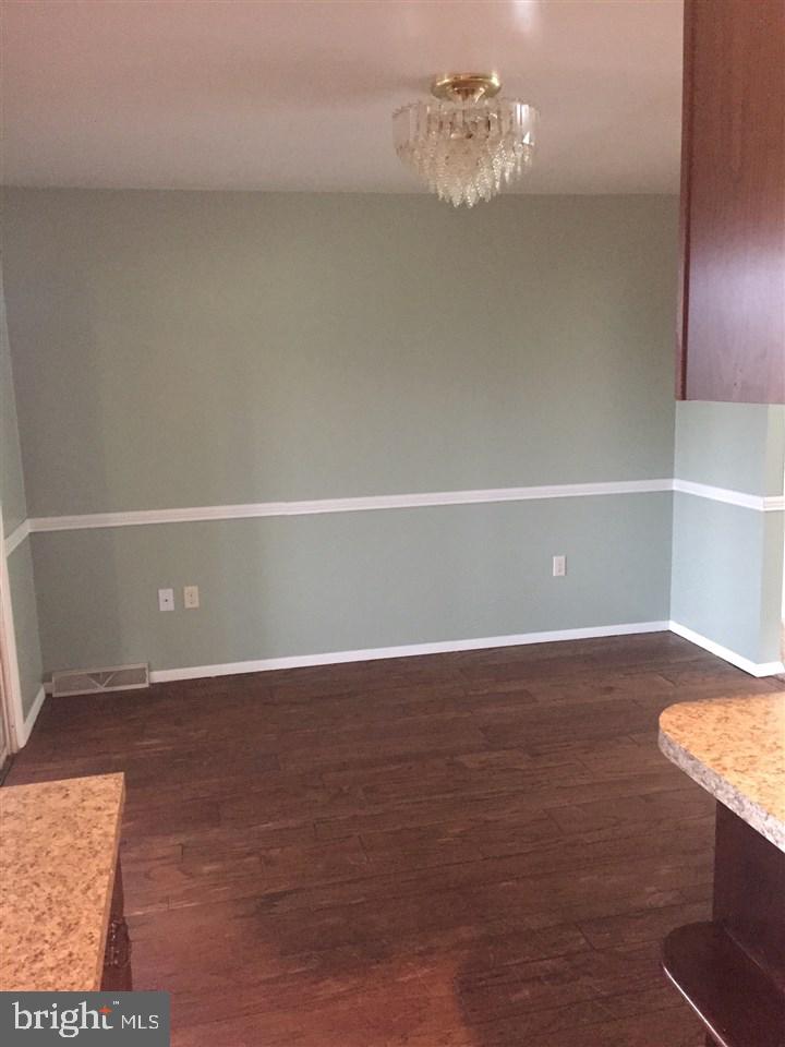 6010 Willow Spring Road Harrisburg, PA 17111 - Photo 8 of 12 Gallery Image 8