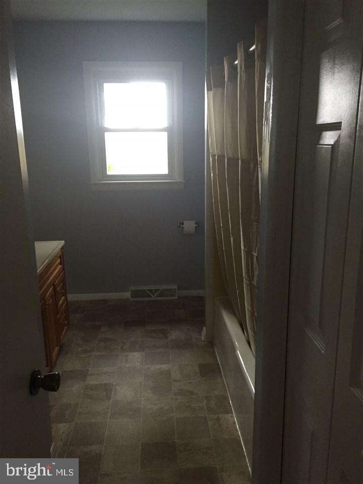 6010 Willow Spring Road Harrisburg, PA 17111 - Photo 9 of 12 Gallery Image 9