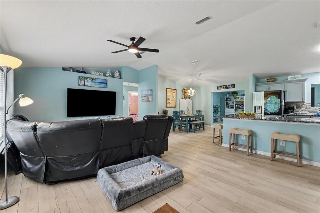 18018 Southwest 68th Loop Dunnellon, FL 34432 - Photo 6 of 29 Gallery Image 6