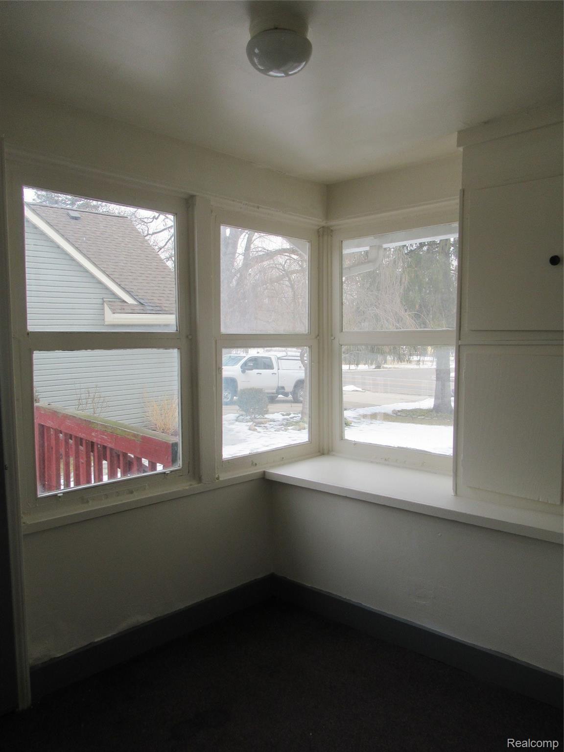 815 Ludlow Avenue Rochester, MI 48307 - Photo 9 of 48 IMG_0833.JPG