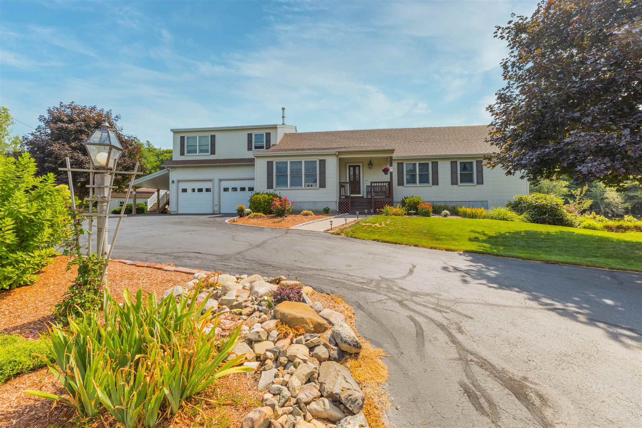 48 Fernald Road Kittery, ME 03904 - Photo 2 of 34 Gallery Image 2