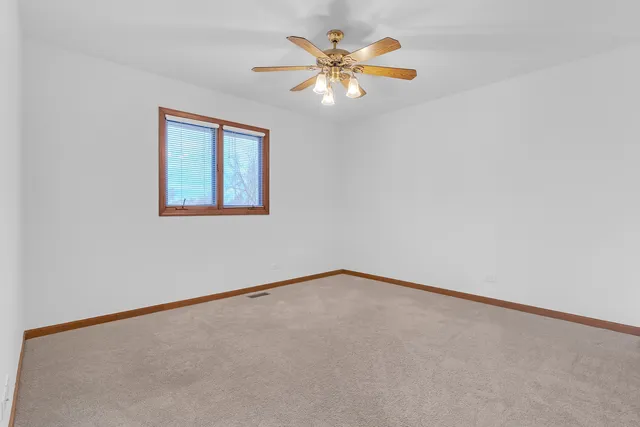 $3,400 | 1N280 Morse Street, Carol Stream, IL 60188