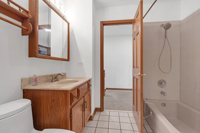$3,400 | 1N280 Morse Street, Carol Stream, IL 60188