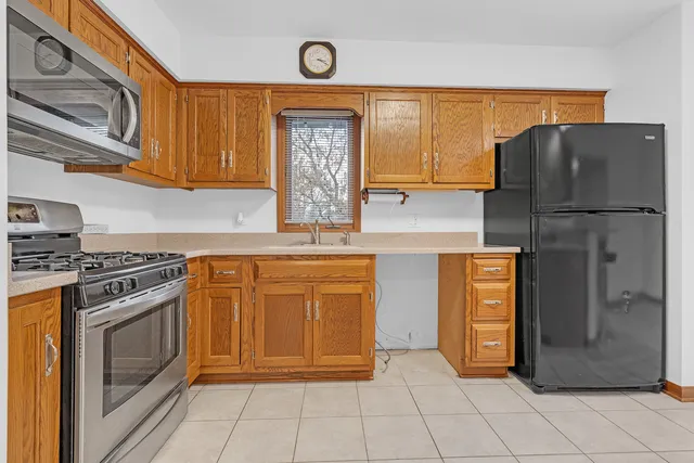 $3,400 | 1N280 Morse Street, Carol Stream, IL 60188