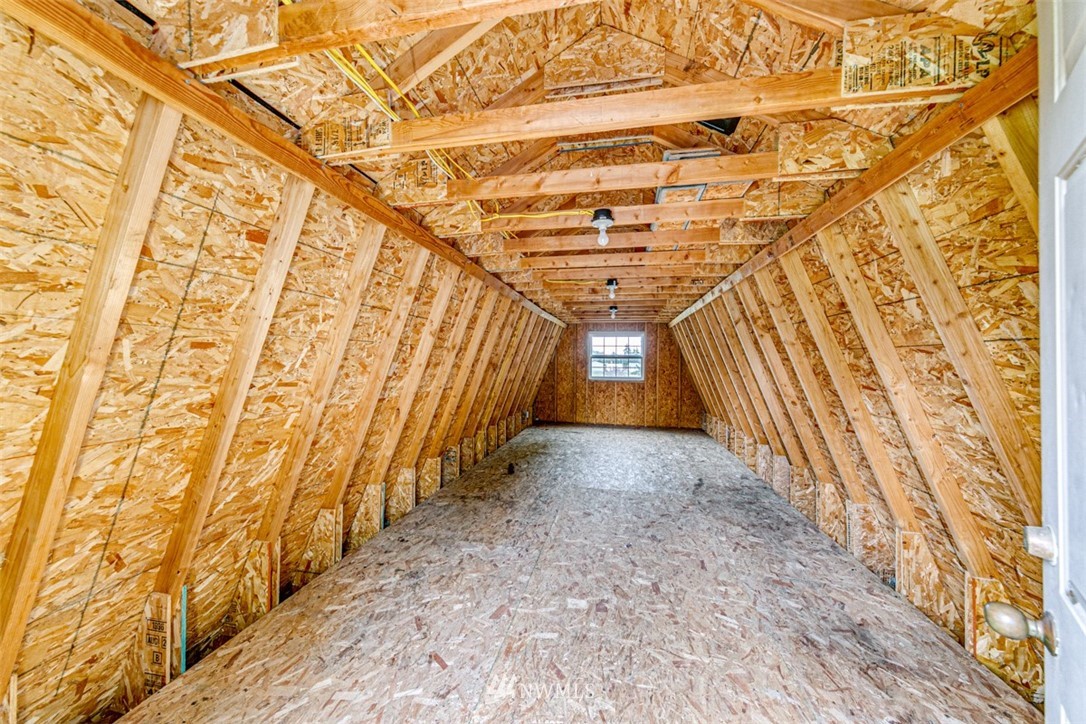 243 Griffith Farm Road Sequim, WA 98382 - Photo 30 of 35 a view of entryway