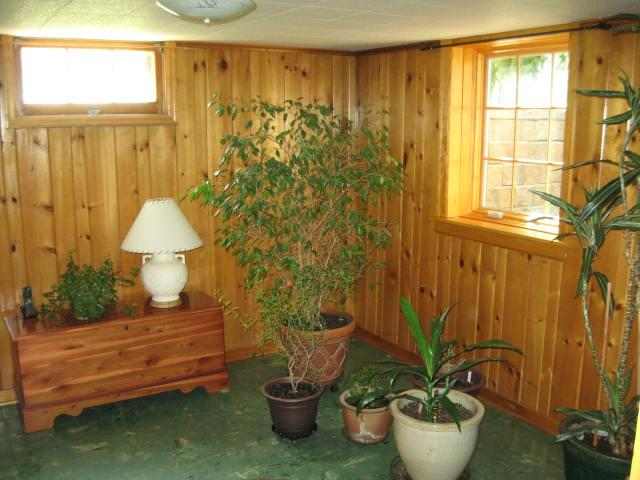 215 West Graves Road Spokane, WA 99218 - Photo 7 of 9 Gallery Image 7