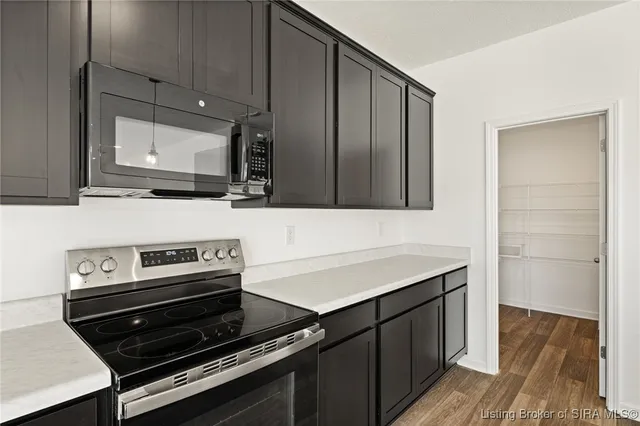 $389,900 | 7002 Creekside Court, Floyds Knobs, IN 47119