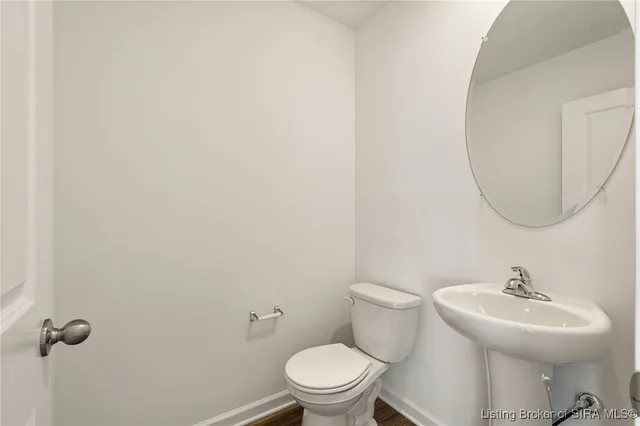 $389,900 | 7002 Creekside Court, Floyds Knobs, IN 47119