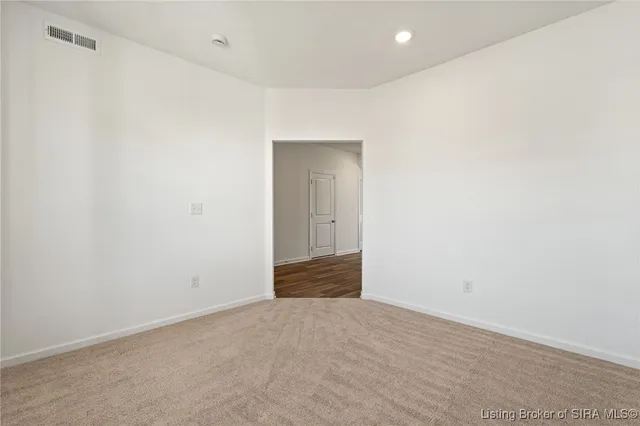 $389,900 | 7002 Creekside Court, Floyds Knobs, IN 47119