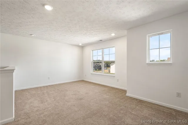 $389,900 | 7002 Creekside Court, Floyds Knobs, IN 47119