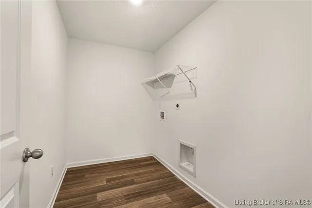 $389,900 | 7002 Creekside Court, Floyds Knobs, IN 47119