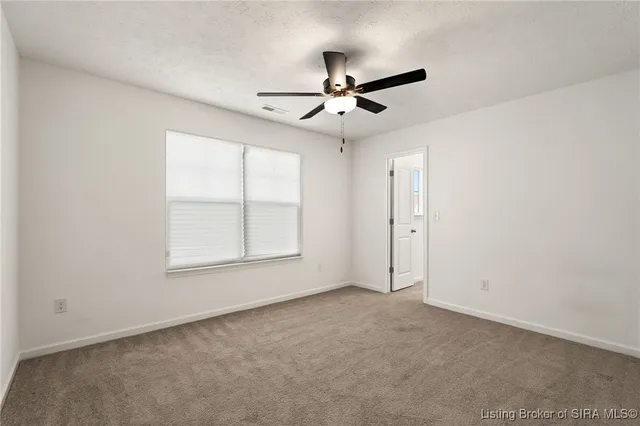 $389,900 | 7002 Creekside Court, Floyds Knobs, IN 47119