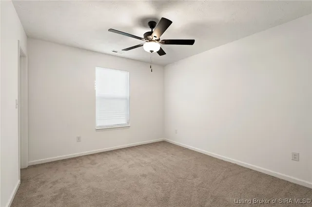 $389,900 | 7002 Creekside Court, Floyds Knobs, IN 47119