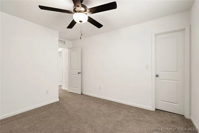 $389,900 | 7002 Creekside Court, Floyds Knobs, IN 47119