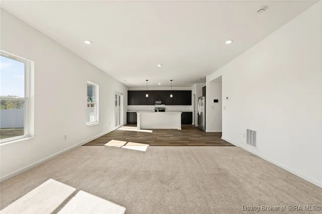 $389,900 | 7002 Creekside Court, Floyds Knobs, IN 47119