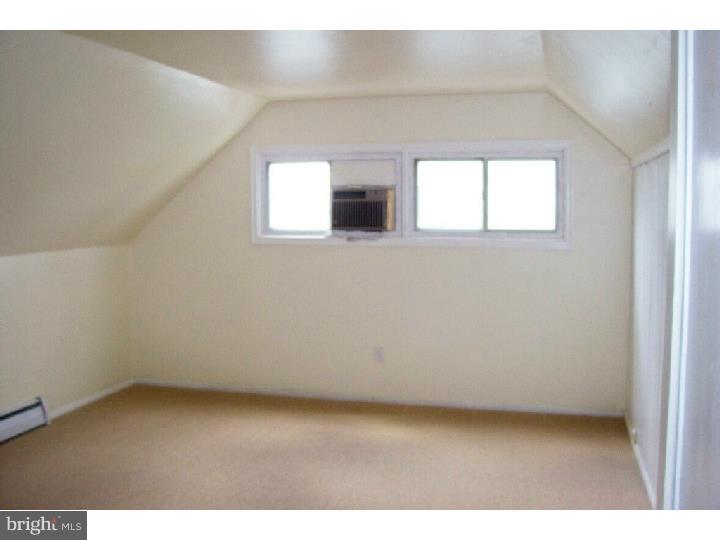 2822 Norcom Road Philadelphia, PA 19154 - Photo 11 of 25 Master Bedroom