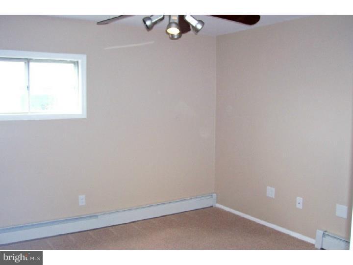 2822 Norcom Road Philadelphia, PA 19154 - Photo 17 of 25 Bedroom 3