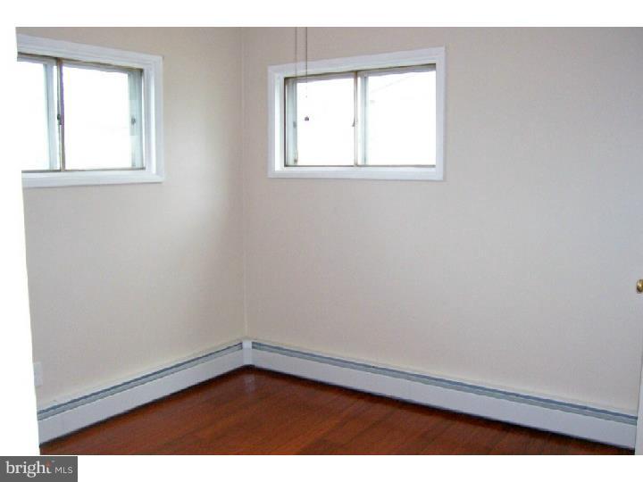 2822 Norcom Road Philadelphia, PA 19154 - Photo 7 of 25 Dining Room