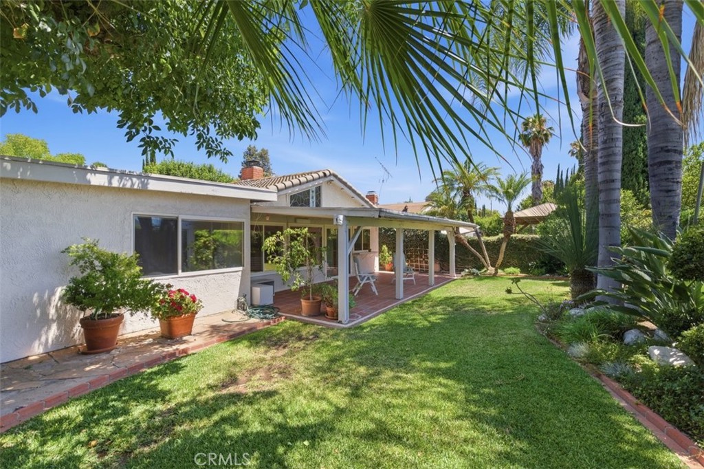 6307 Rhea Avenue Tarzana, CA 91335 - Photo 17 of 18 Backyard to house 2